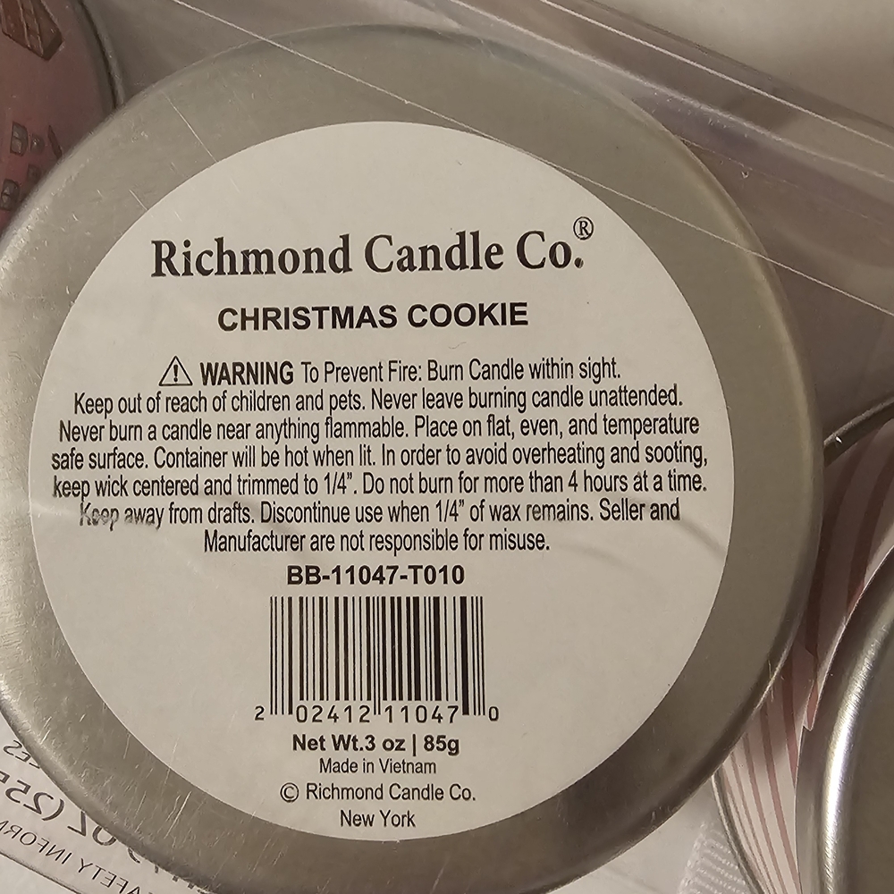 Festive Snowflake Candle Set - Picture 2 of 3